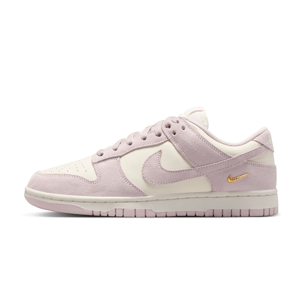 Wmns Dunk Low 'Pearl Pink'