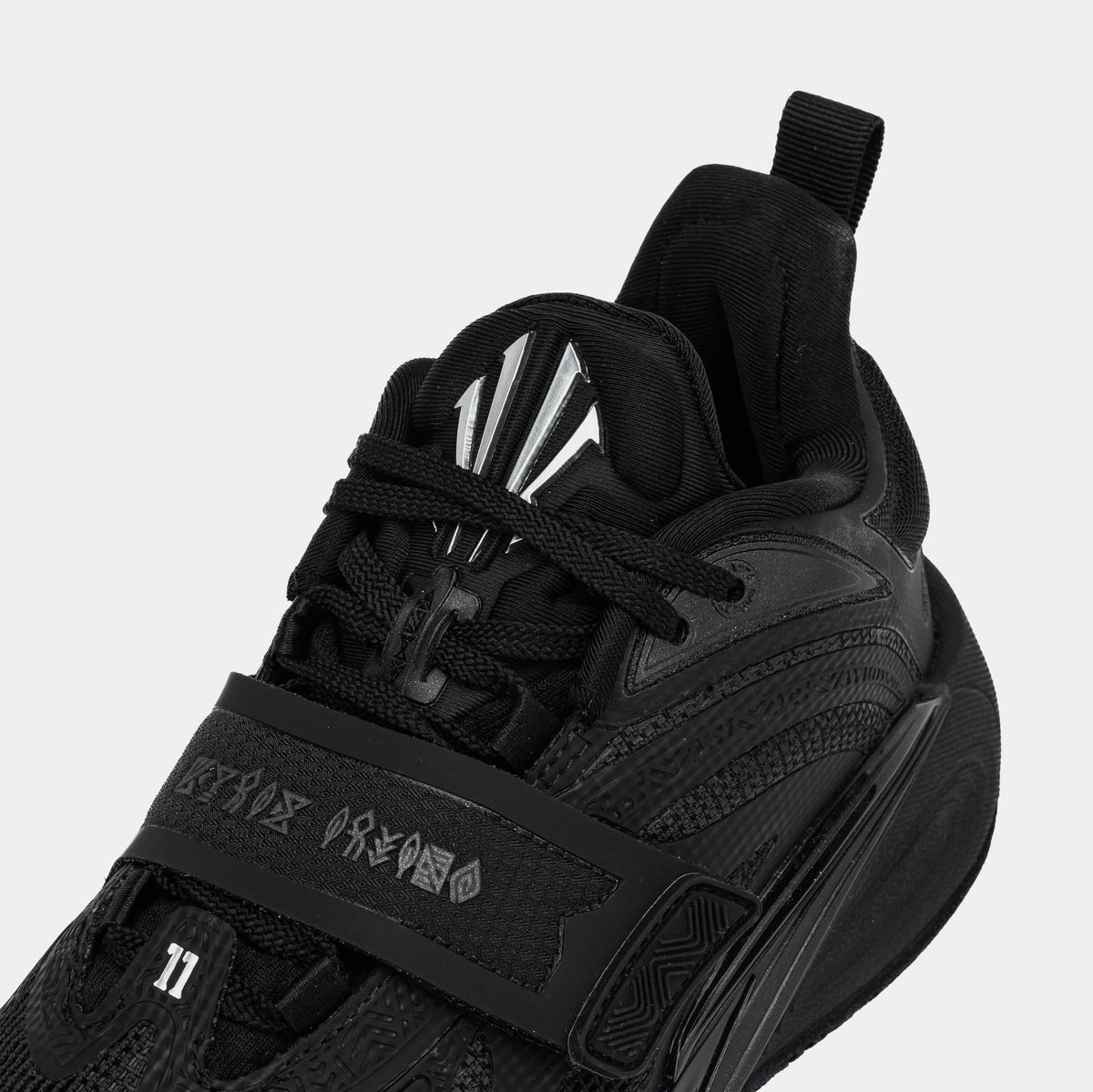 Exclusive Kai 1 Yin Grade School Basketball Shoes (Black) — 3Y — Side View
