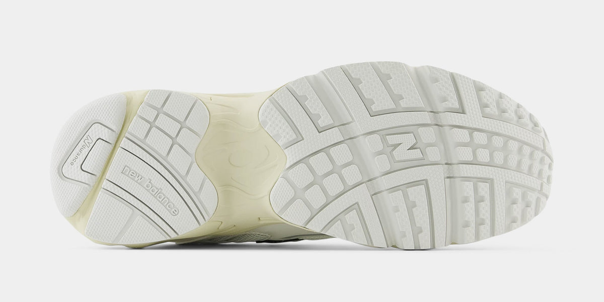 Exclusive 725v1 Mens Running Shoes (Sea Salt/Bone) — 4 — Top View