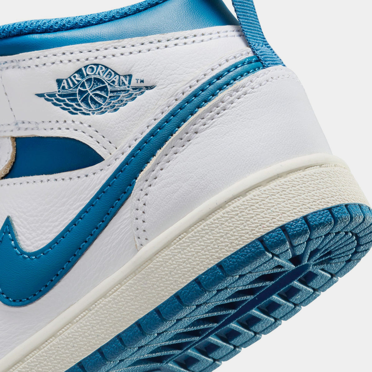 Exclusive Air Jordan 1 Mid SE Industrial Blue Preschool Lifestyle Shoes (White/Sail/Industrial Blue) — 10.5C — Back View
