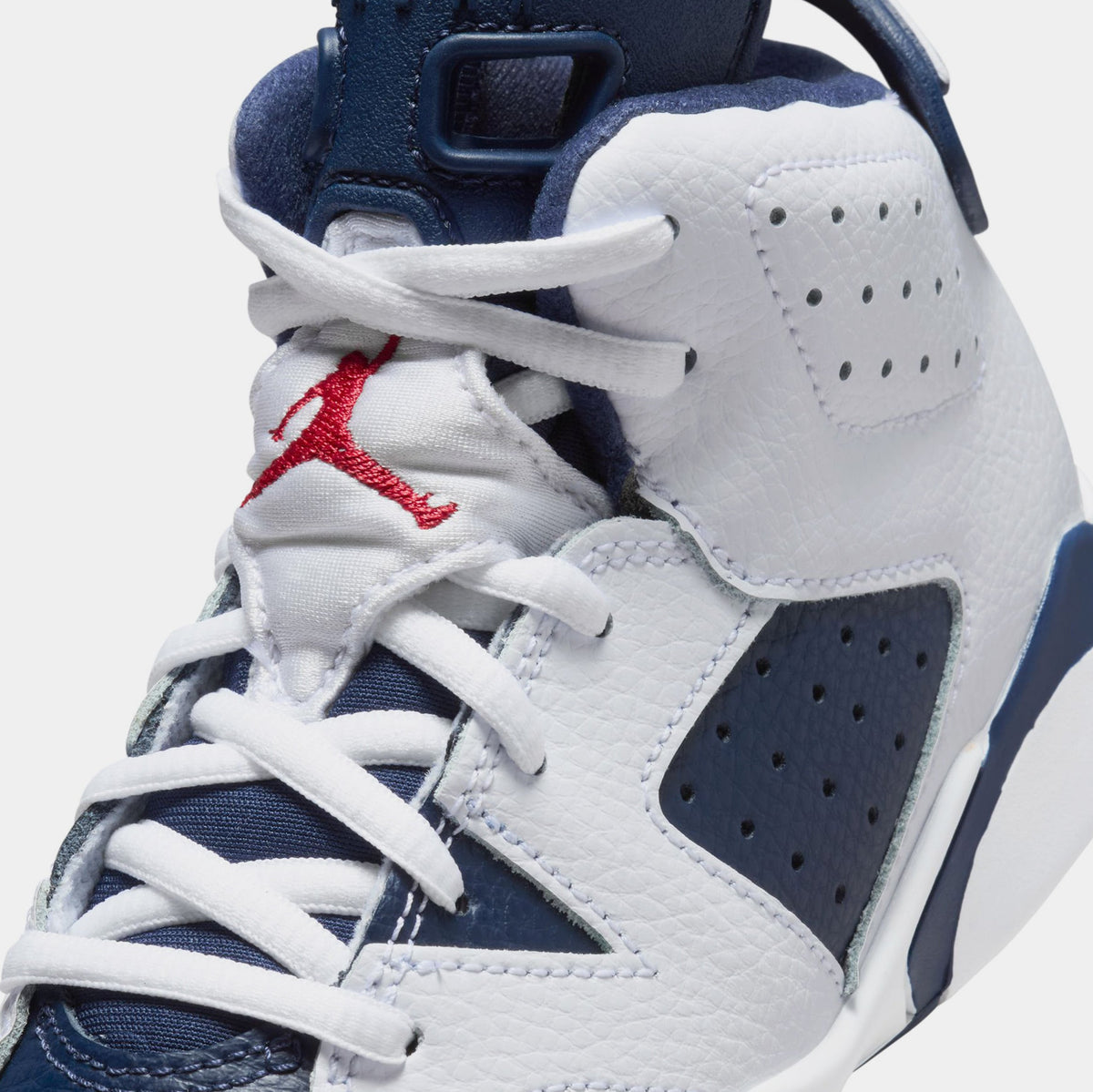 Exclusive Air Jordan 6 Retro White and Midnight Navy Preschool Lifestyle Shoes (White/Varsity Red/Midnight Navy) — 10.5C — Side View