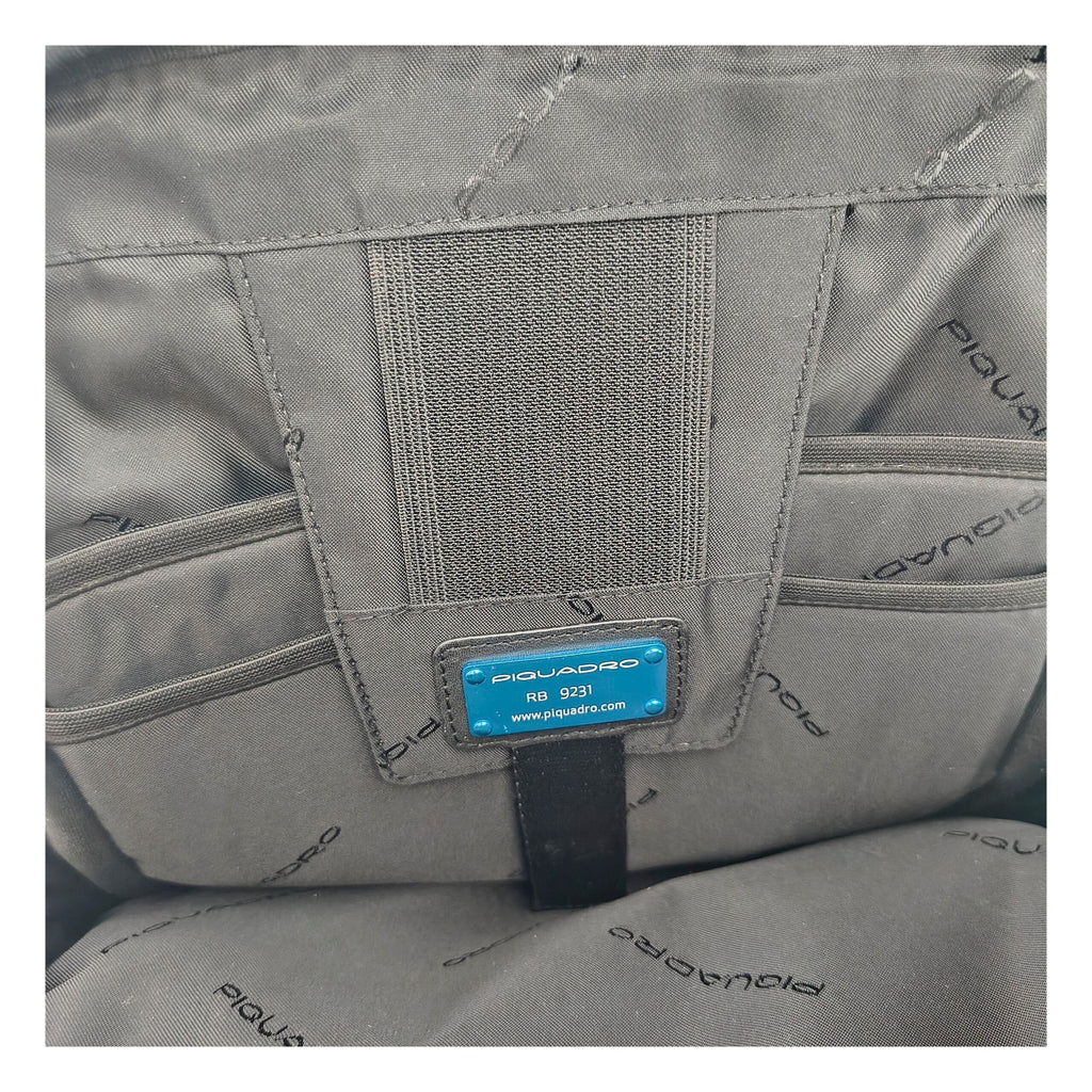 Piquadro Black Leather Men's Backpack