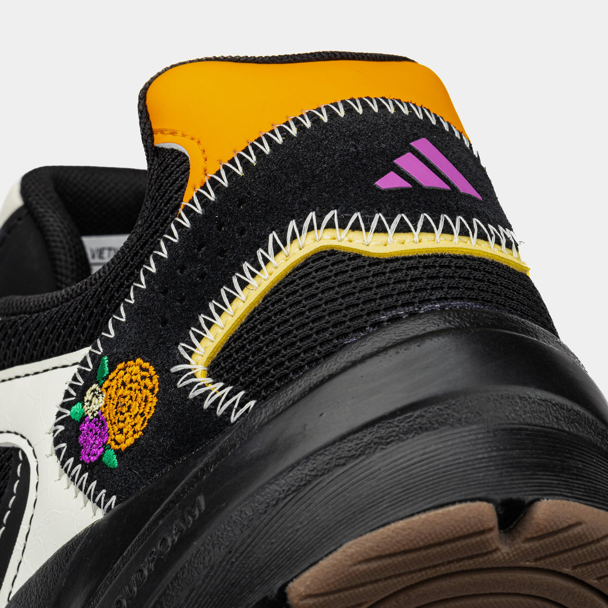 Exclusive Crazy Chaos 2000 Dia De Los Muertos Mens Lifestyle Shoes (Black/White/Orange) — 6.5 — Back View