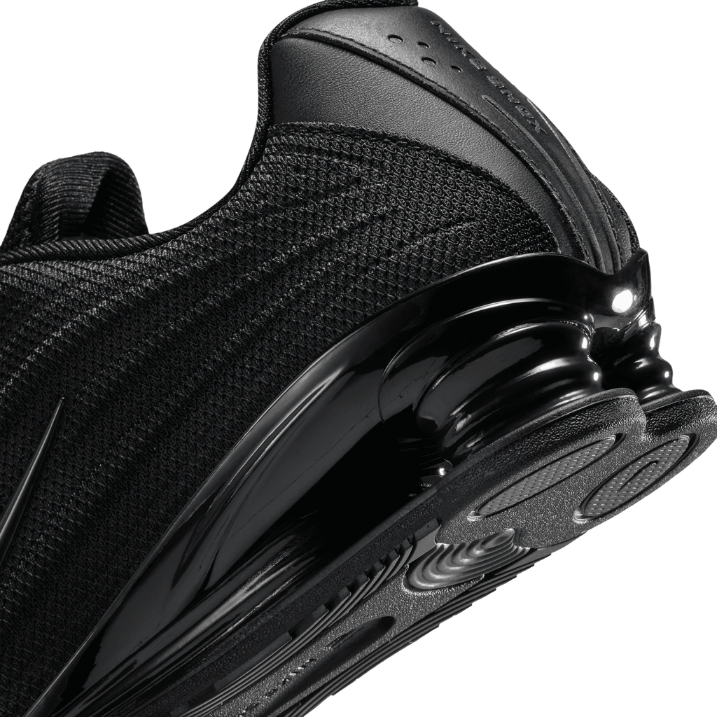 Wmns Shox Z 'Black University Red'