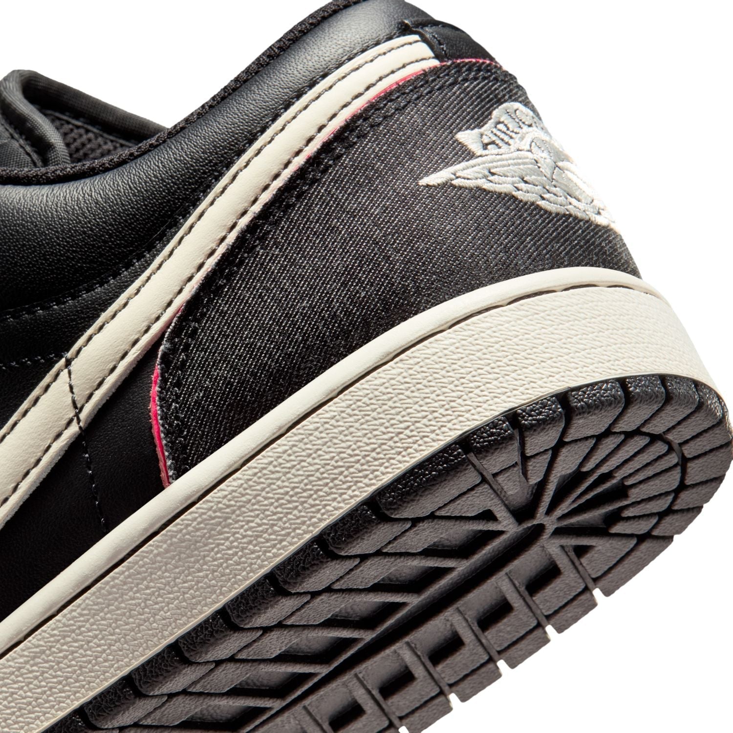 Air Jordan 1 Low SE 'Black Denim'