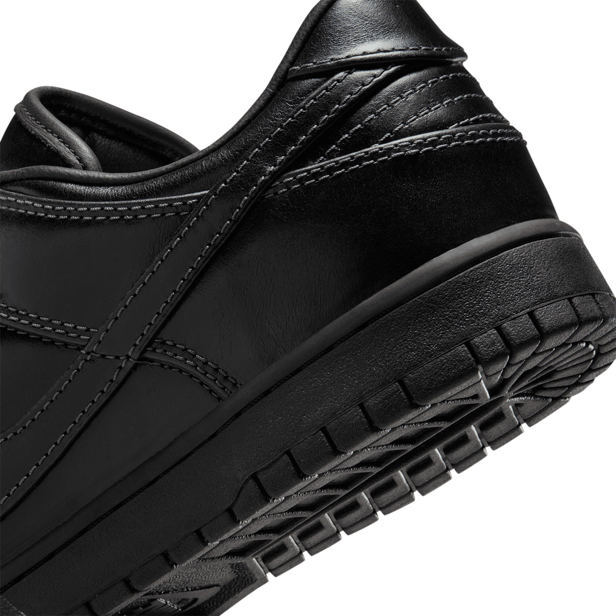 Dunk Low Retro Premium 'Black'