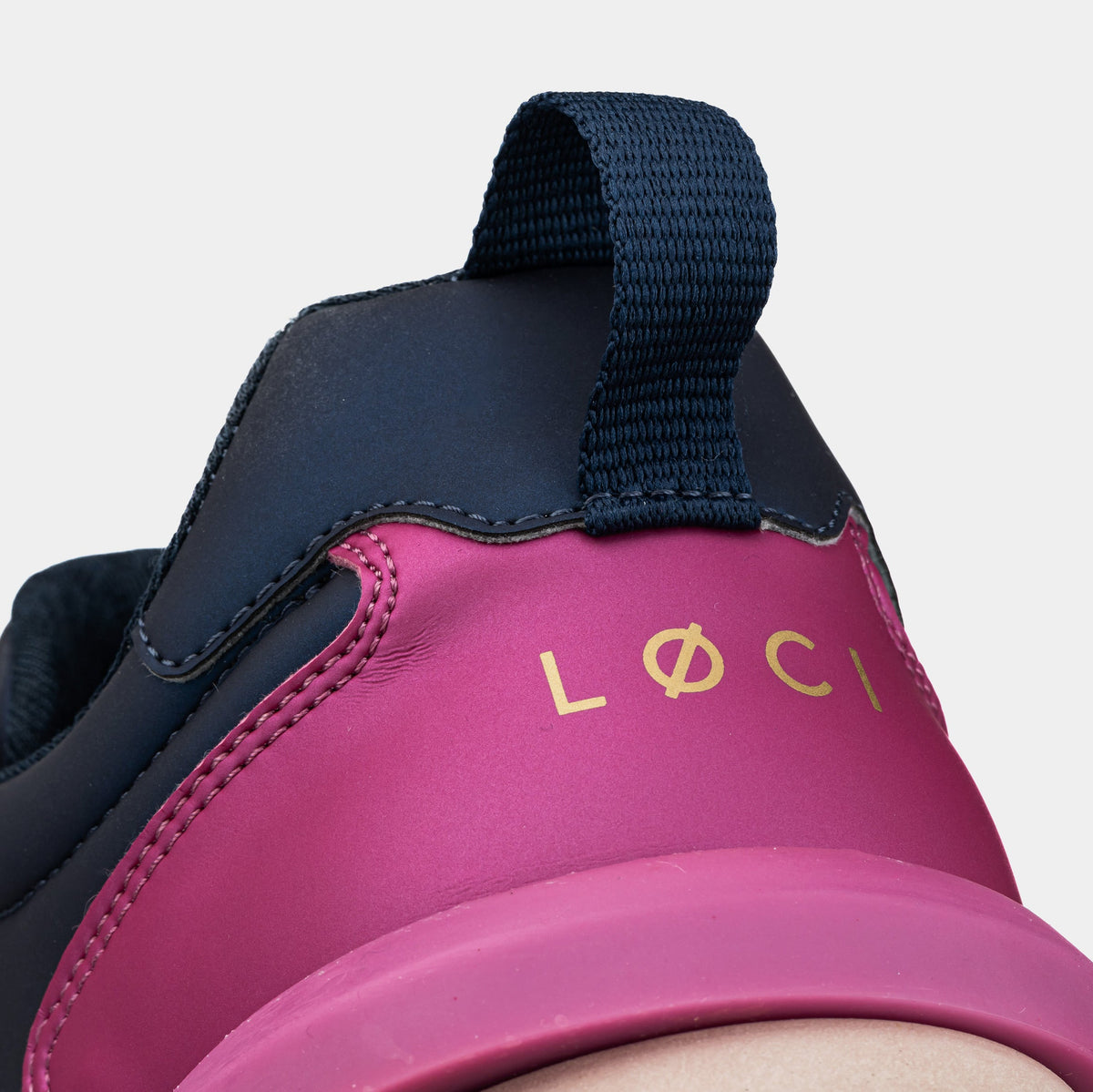 Exclusive Nicki Minaj x Fusion Press Play Womens Lifestyle Shoes (Metallic Navy/Gold) — 36 — Back View