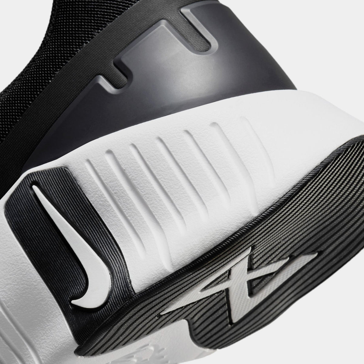 Exclusive Free Metcon 5 Mens Running Shoes (Black/White/Anthracite) — 6 — Back View