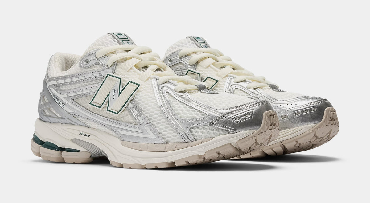 Exclusive 1906R Mens Running Shoes (Silver/Sea Salt) — 4 — Side View