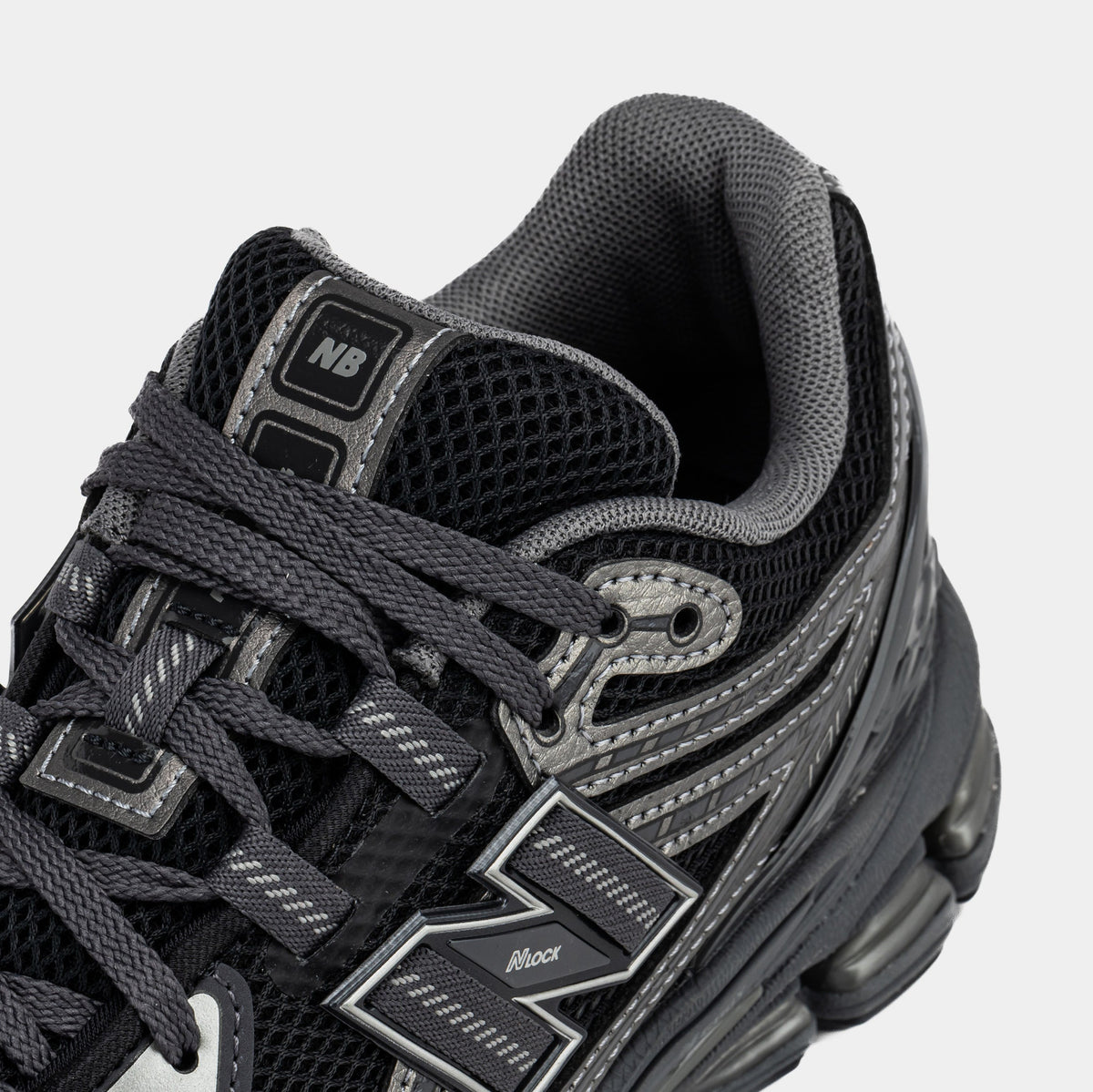 Exclusive 1906 Grade School Running Shoes (Phantom) — 3Y — Side View