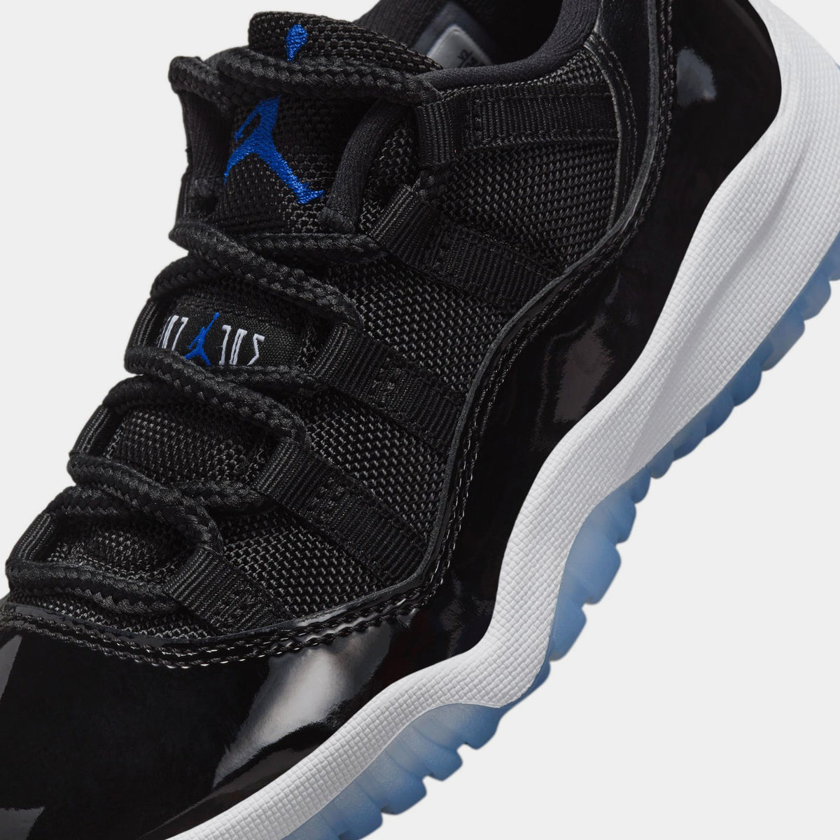 Exclusive Air Jordan 11 Retro Low Black and Varsity Royal Preschool Lifestyle Shoes (Black/Varsity Royal/White) — 10.5C — Side View