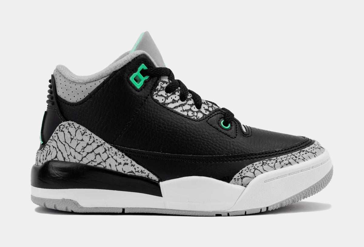 Exclusive Air Jordan 3 Retro Green Glow Preschool Lifestyle Shoes (Black/Green Glow/Wolf Grey/White) — 10.5C — Front View