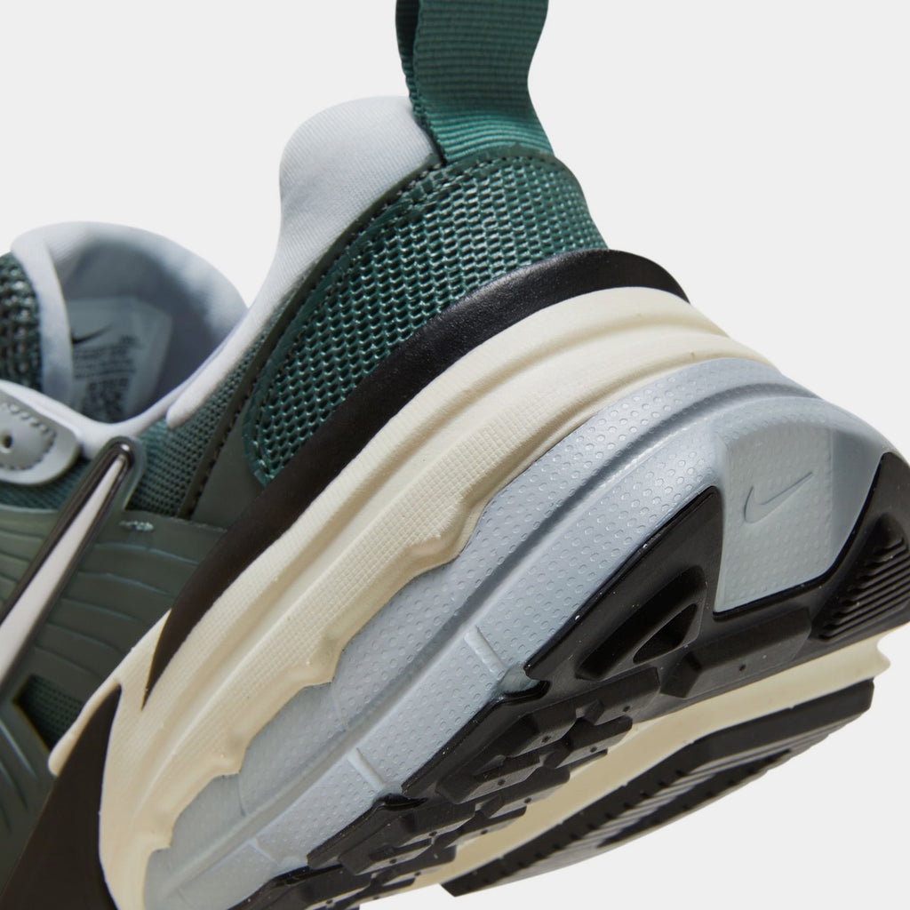 Exclusive V2K Run Mens Running Shoes (Vintage Green/White) — 6 — Back View