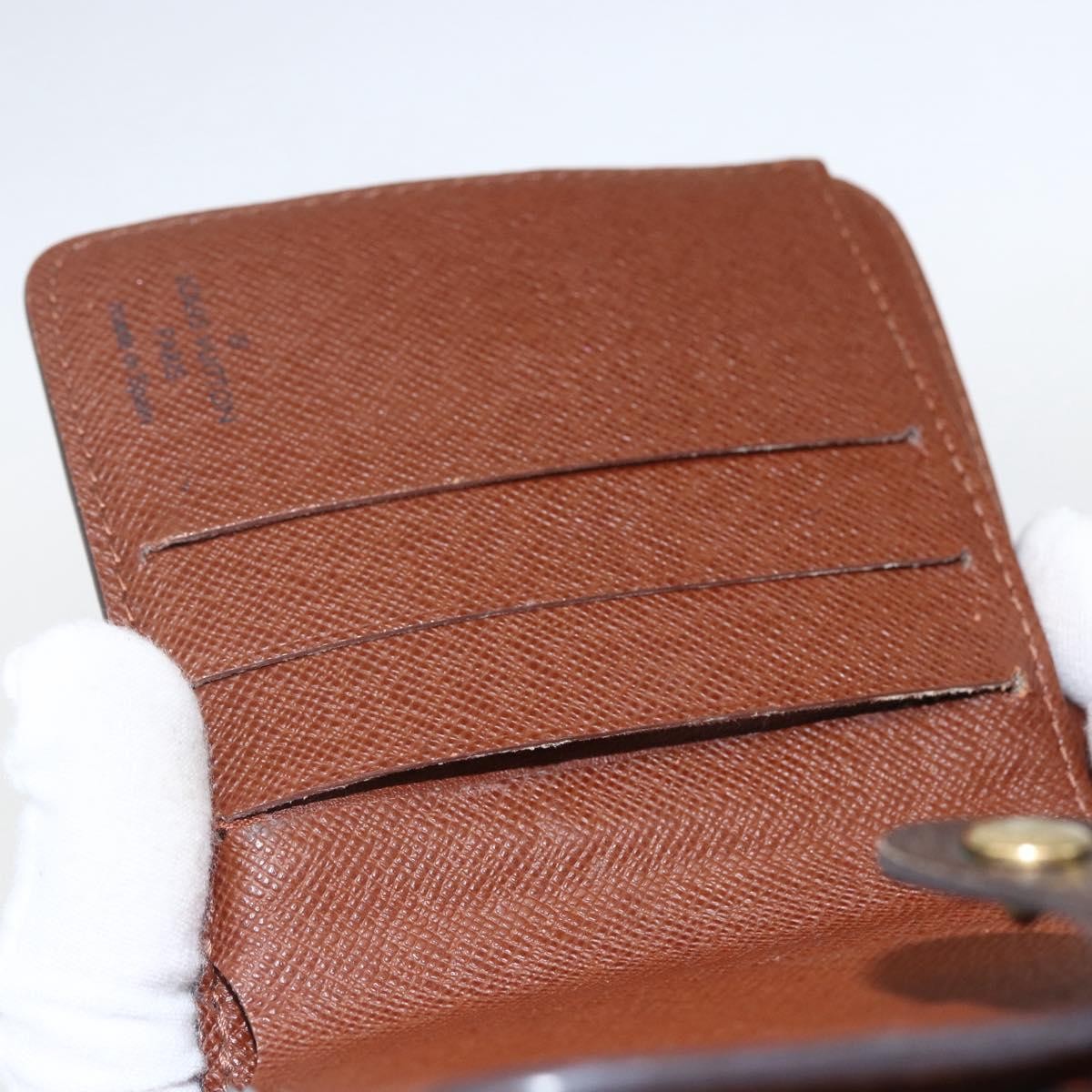 Louis Vuitton Compact Zippe Wallet Monogram Canvas Brown Canvas Wallets Accessory (Pre-Owned)
