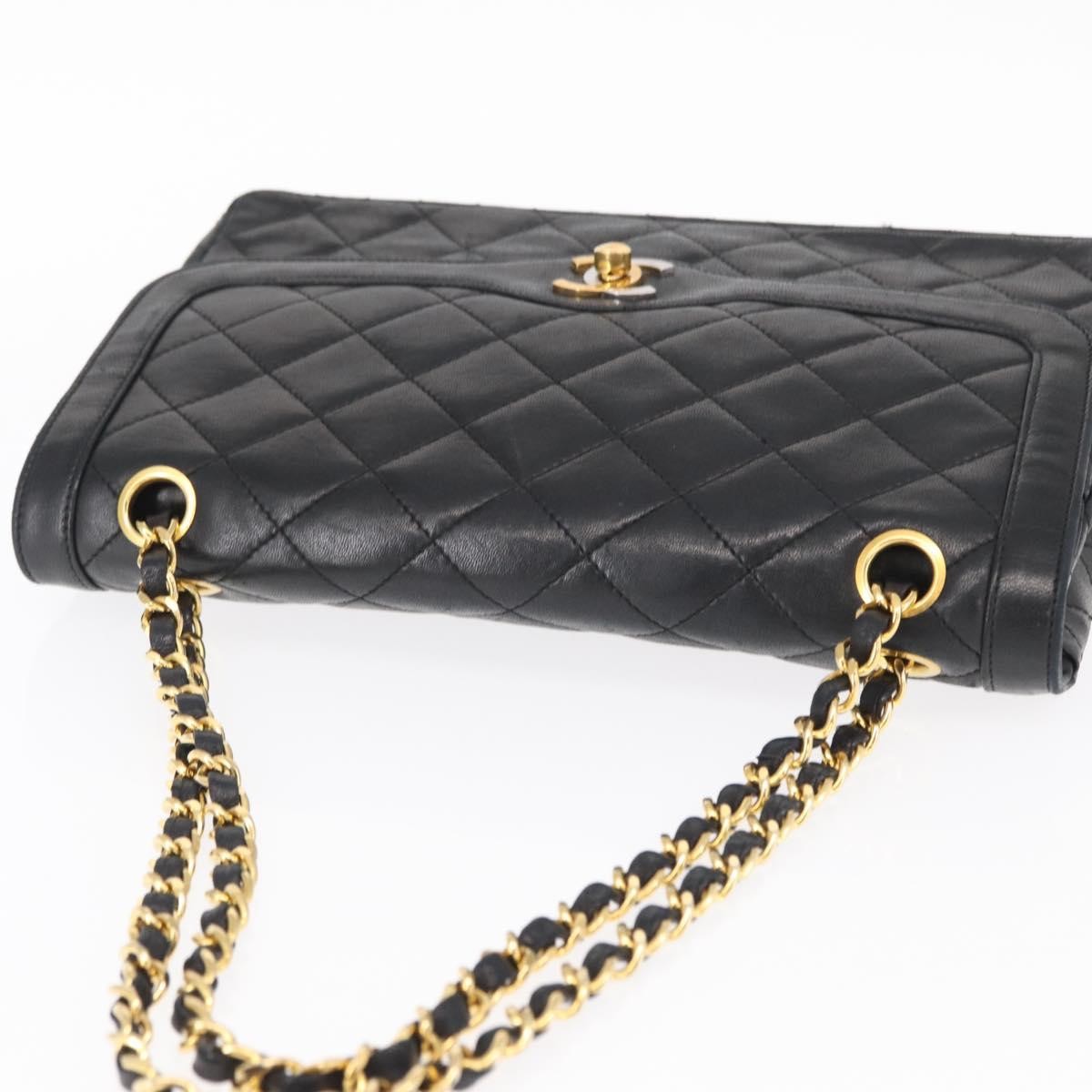 Chanel Vintage Two Tone Cc Flap Bag Quilted Lambskin Black Leather Shoulder Bag Bag (Pre-Owned)