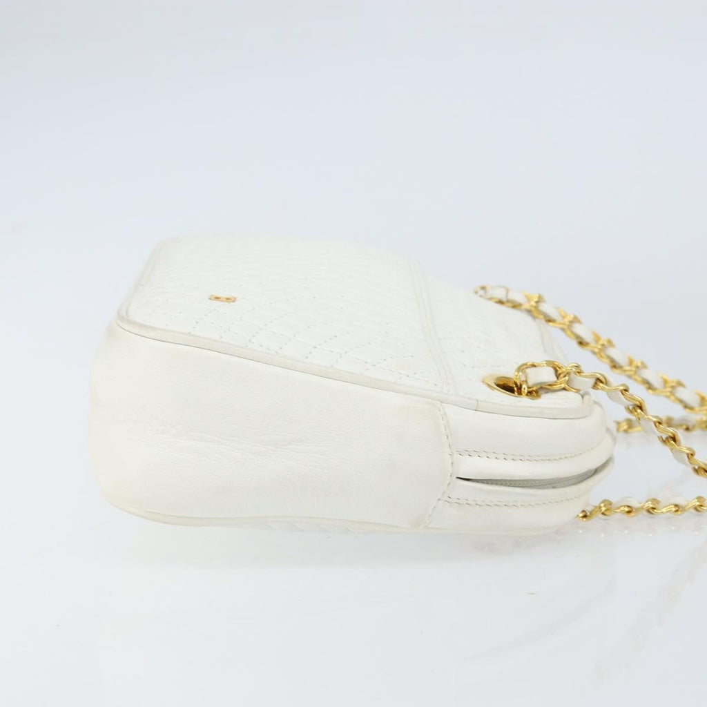 Bally Vintage Chain Shoulder Bag Quilted Leather White Leather Shoulder Bag Bag (Pre-Owned)