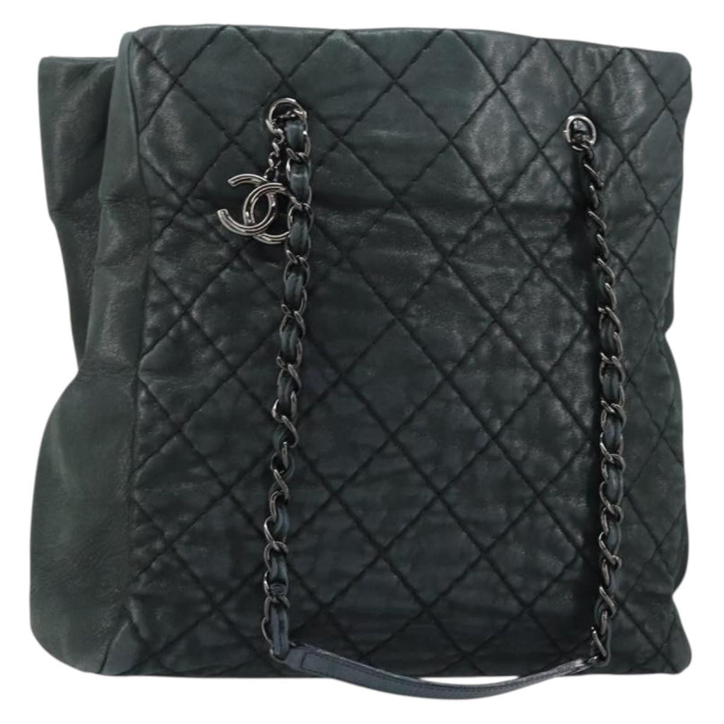 Chanel Cc Charm Tote Quilted Iridescent Calfskin Green Leather Tote Bag Bag (Pre-Owned)