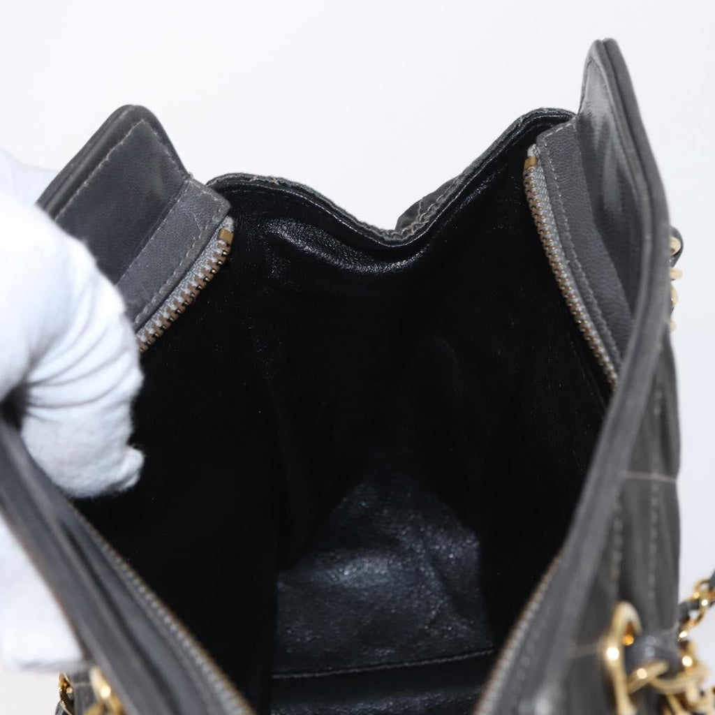 Chanel Vintage Chain Shoulder Bag Quilted Satin Gray Satin Shoulder Bag Bag (Pre-Owned)