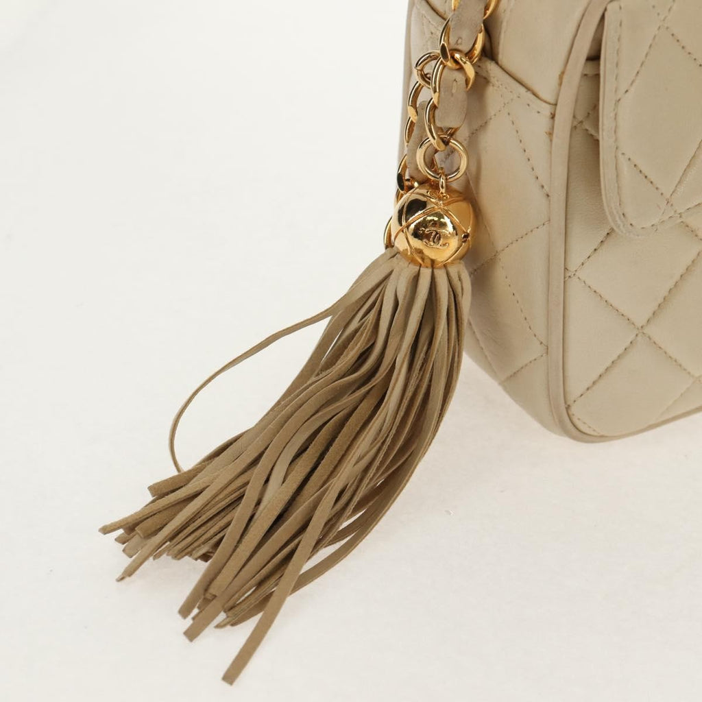 Chanel Chain Flap Shoulder Bag Quilted Lambskin Beige Leather Shoulder Bag Bag (Pre-Owned)