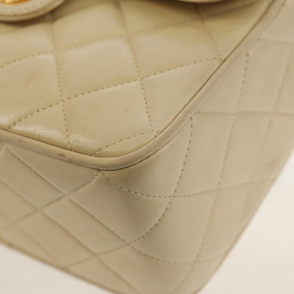 Chanel Chain Flap Shoulder Bag Quilted Lambskin Beige Leather Shoulder Bag Bag (Pre-Owned)
