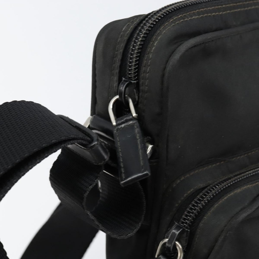 Prada Front Pocket Messenger Bag Tessuto Black Nylon Shoulder Bag Bag (Pre-Owned)