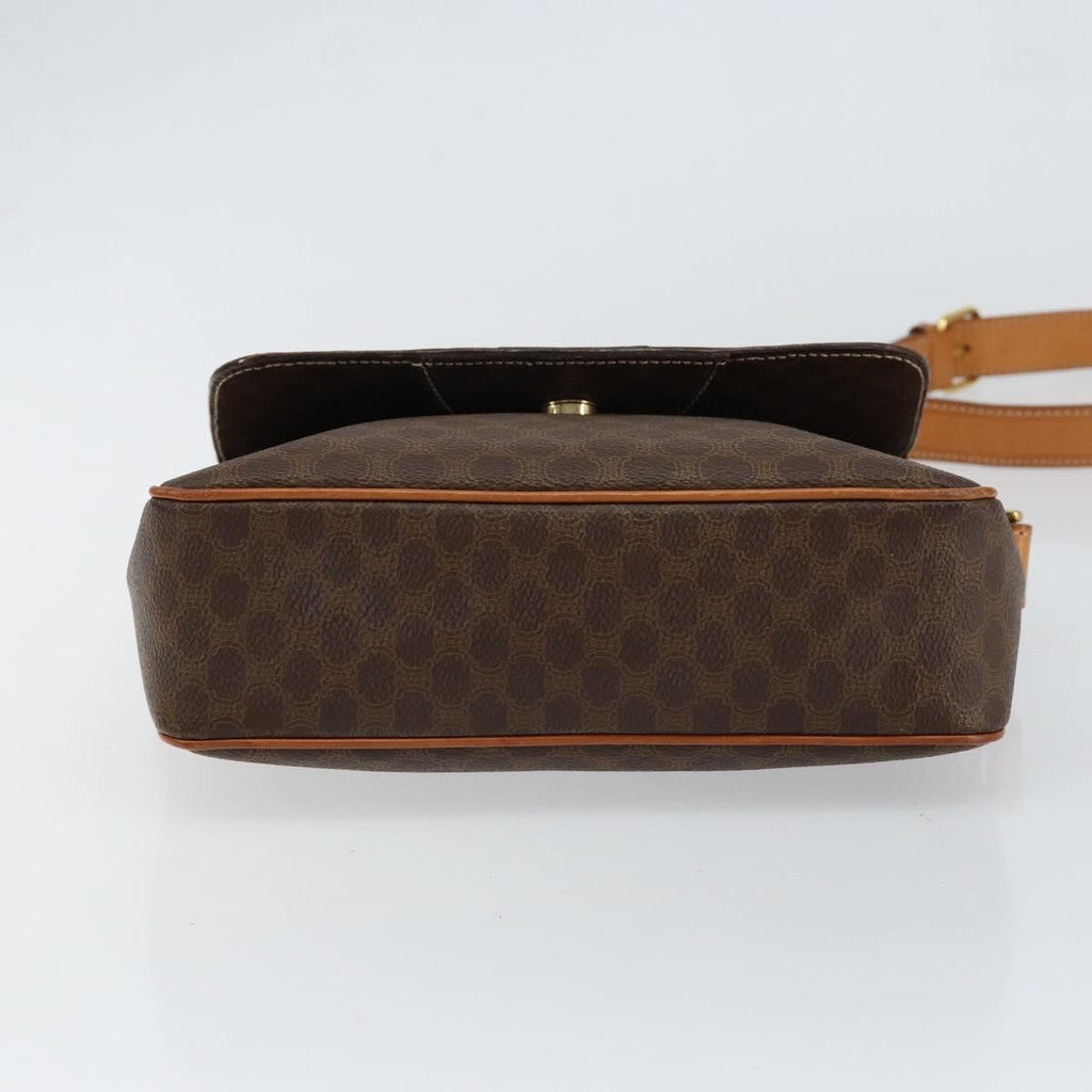 Celine Vintage Macadam Circle Logo Shoulder Bag Canvas And Leather Brown Canvas Shoulder Bag Bag (Pre-Owned)