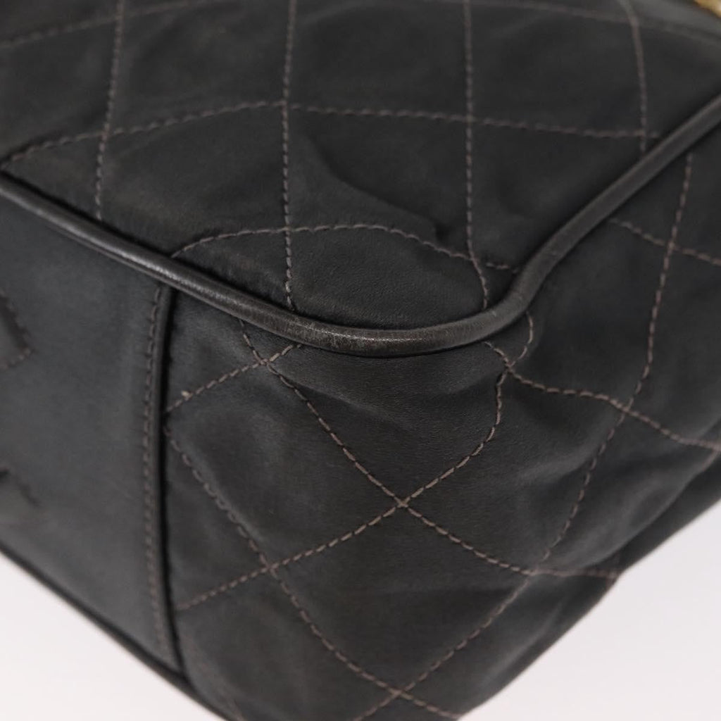 Chanel Vintage Chain Shoulder Bag Quilted Satin Gray Satin Shoulder Bag Bag (Pre-Owned)