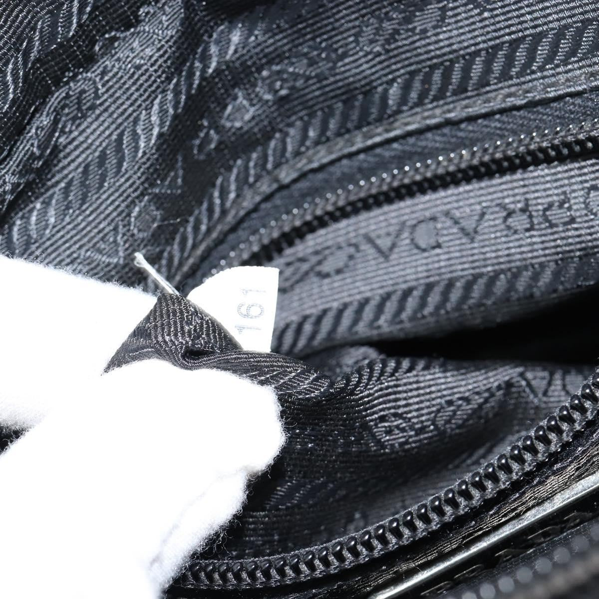 Prada Front Pocket Messenger Bag Tessuto Black Nylon Shoulder Bag Bag (Pre-Owned)