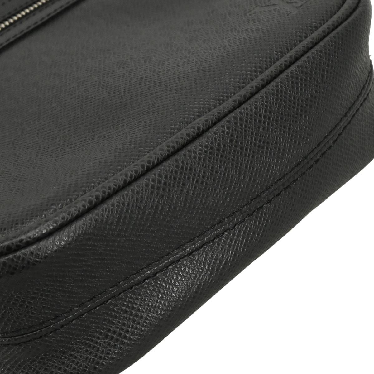 Louis Vuitton Dimitri Messenger Bag Taiga Leather Black Leather Shoulder Bag Bag (Pre-Owned)