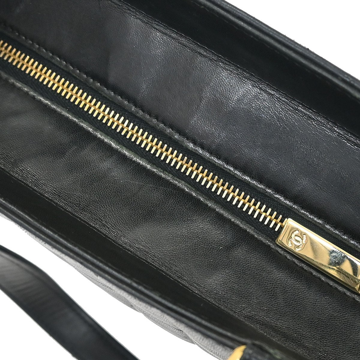 Chanel Chocolate Bar Cc Tote Quilted Leather Black Leather Tote Bag Bag (Pre-Owned)