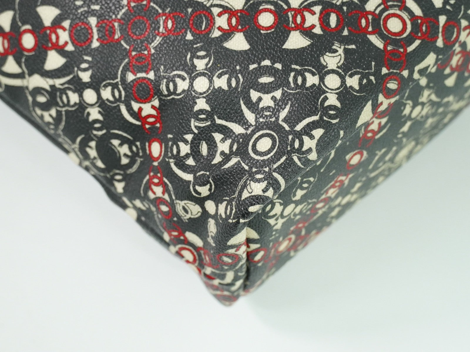 Chanel Optic Coco Tote Printed Coated Canvas With Caviar Multicolour Canvas Tote Bag Bag (Pre-Owned)