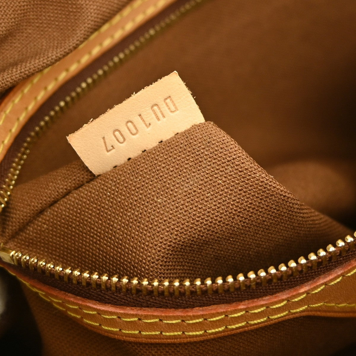 Louis Vuitton Batignolles Handbag Monogram Canvas Brown Canvas Tote Bag Bag (Pre-Owned)