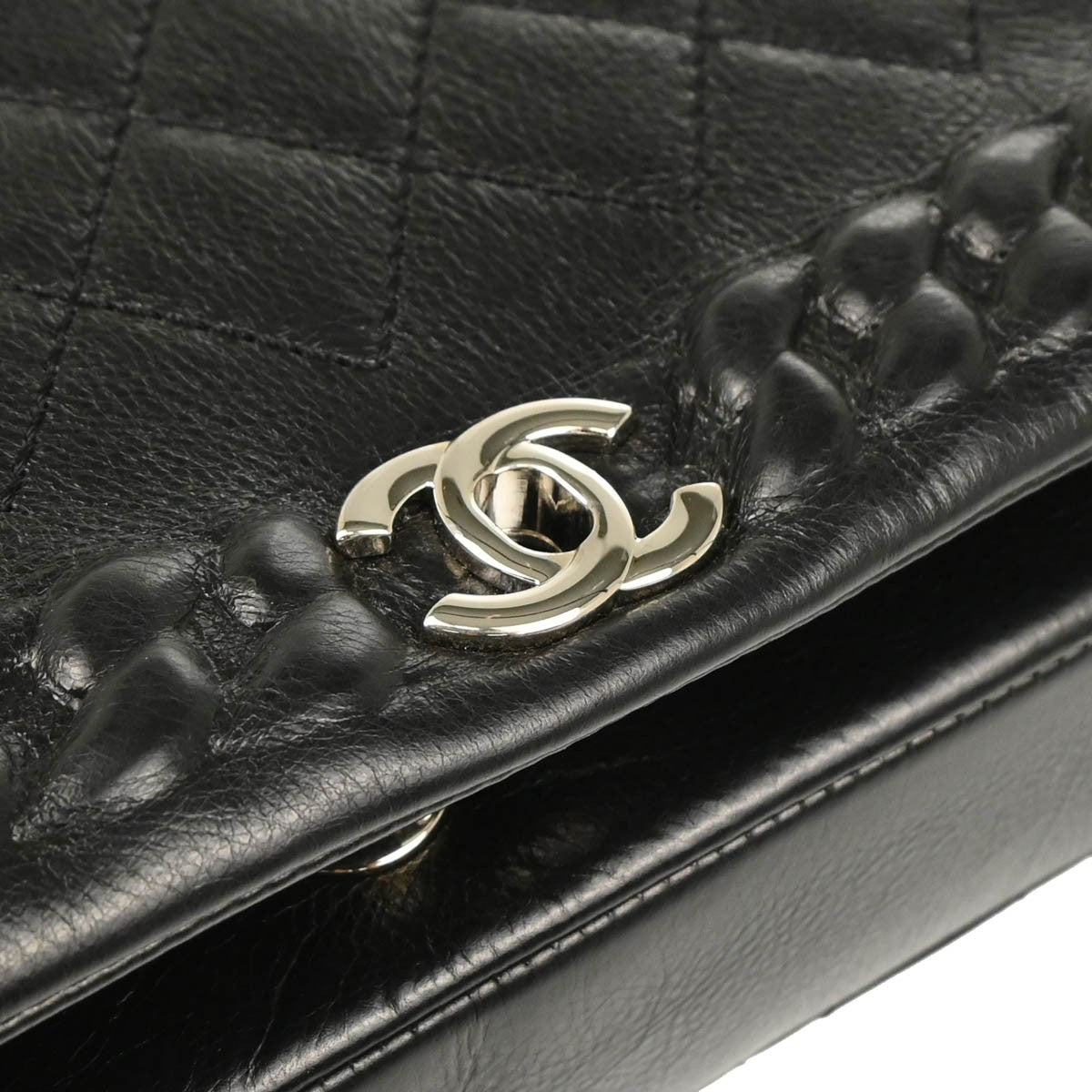 Chanel Embossed Braid Cc Chain Flap Quilted Leather Black Leather Shoulder Bag Bag (Pre-Owned)