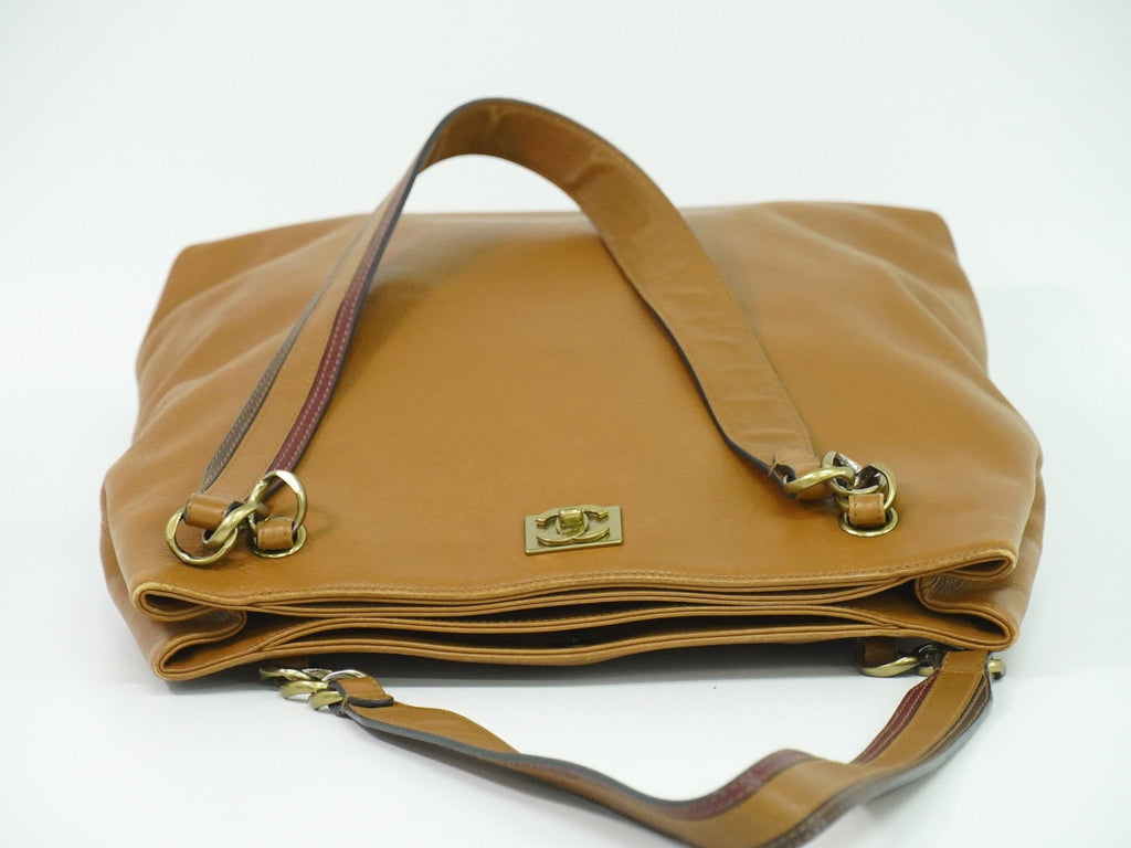 Chanel Vintage Cc Tote Leather Brown Leather Tote Bag Bag (Pre-Owned)
