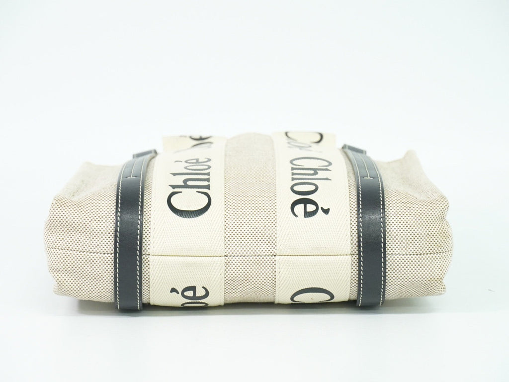 Chloe Woody Tote Canvas With Leather Beige,Navy Canvas Tote Bag Bag (Pre-Owned)