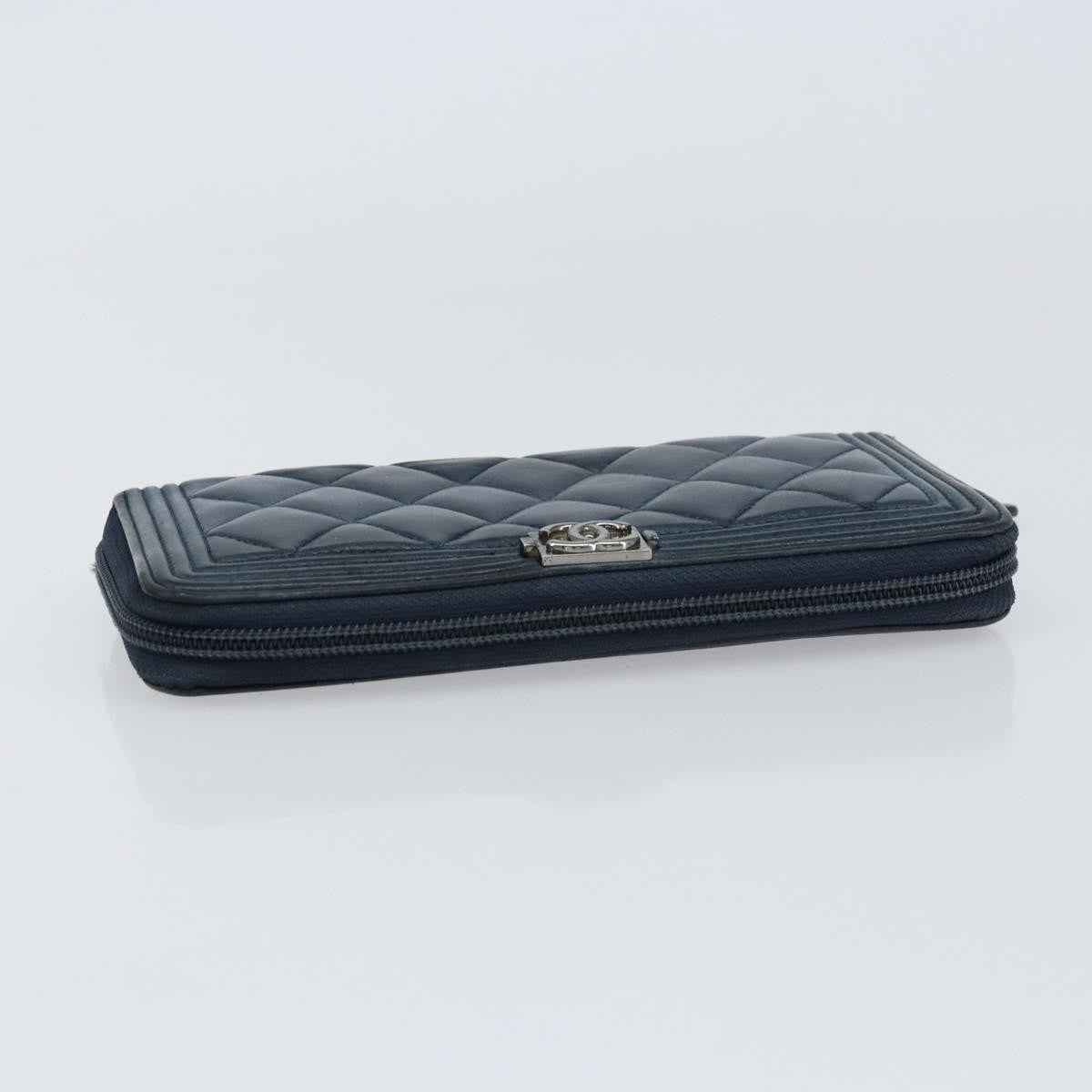 Chanel Boy Yen Wallet Quilted Lambskin Navy Leather Wallets Accessory (Pre-Owned)