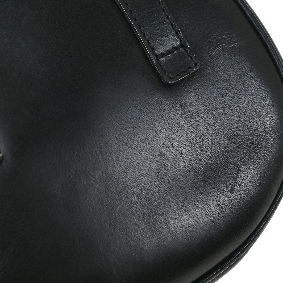 Salvatore Ferragamo Gancini Shoulder Bag Leather Black Leather Shoulder Bag Bag (Pre-Owned)