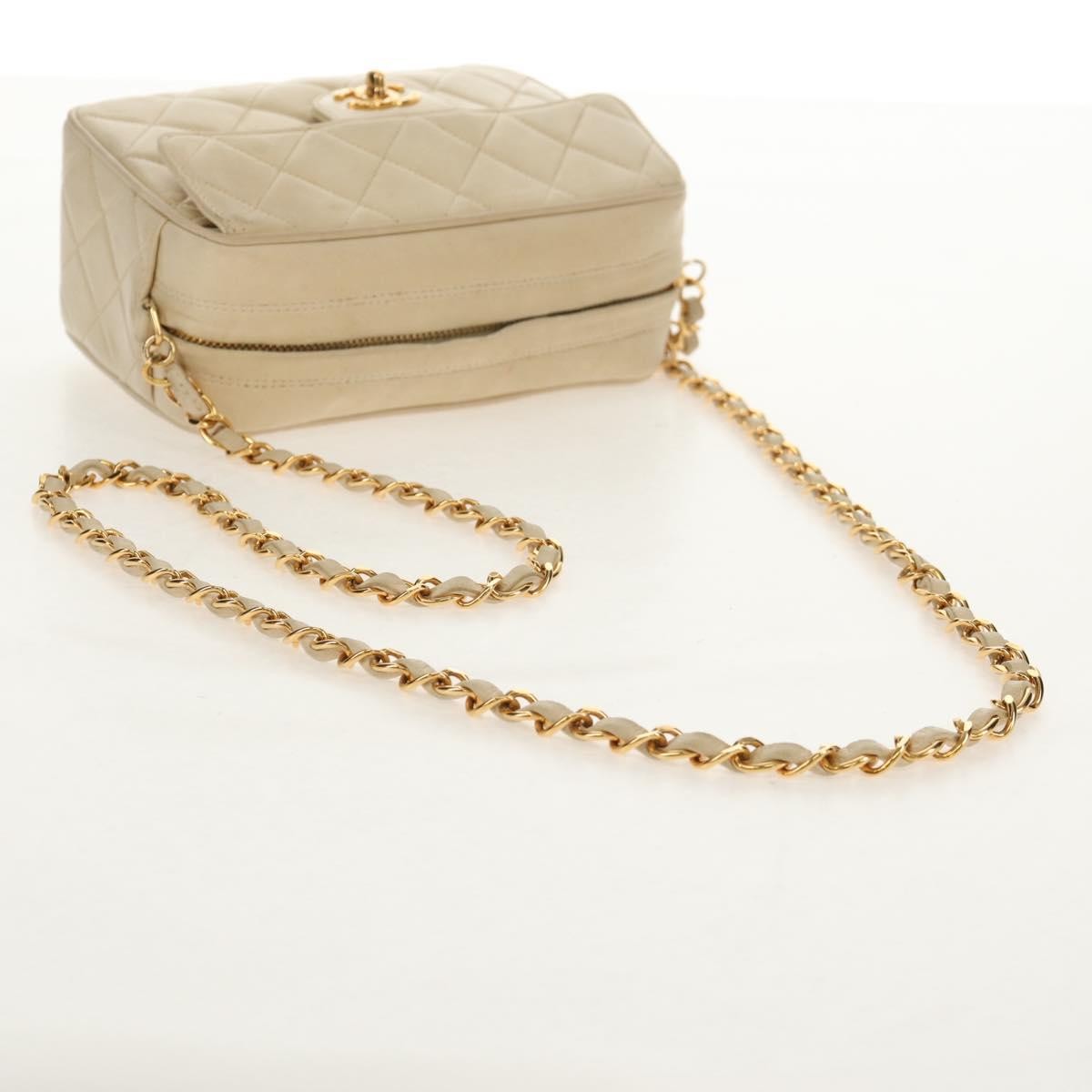 Chanel Chain Flap Shoulder Bag Quilted Lambskin Beige Leather Shoulder Bag Bag (Pre-Owned)