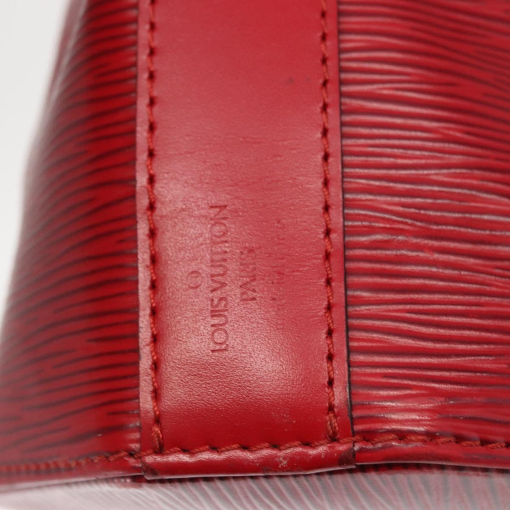 Louis Vuitton Vintage Sac D'epaule Handbag Epi Leather Red Leather Shoulder Bag Bag (Pre-Owned)