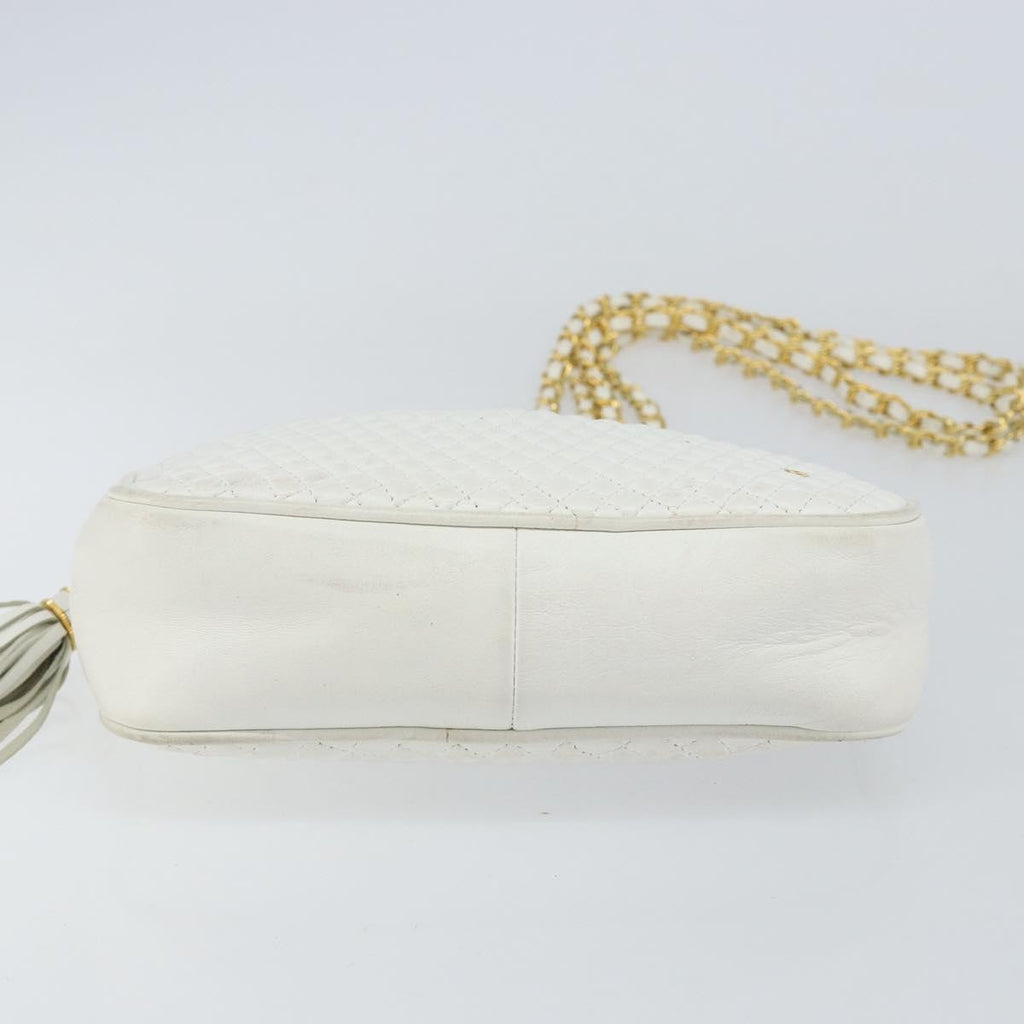 Bally Vintage Chain Shoulder Bag Quilted Leather White Leather Shoulder Bag Bag (Pre-Owned)