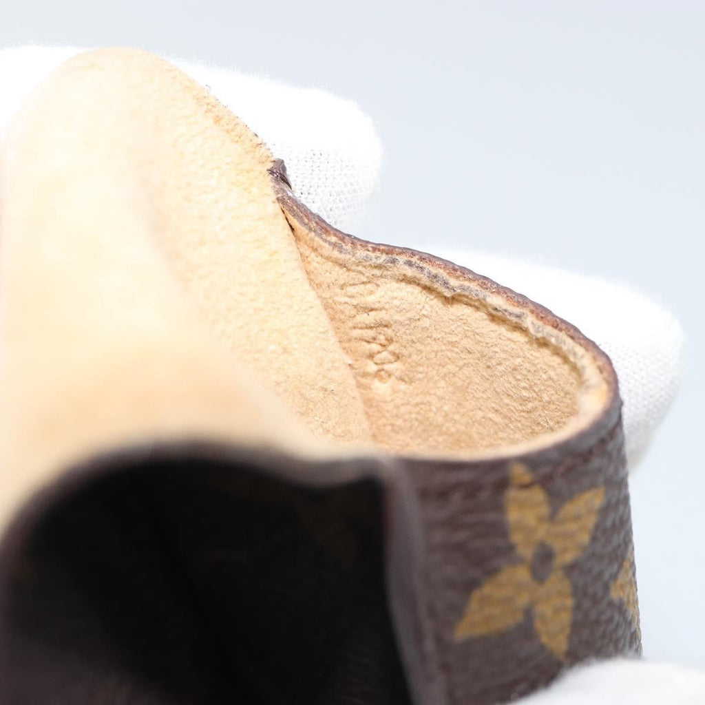 Louis Vuitton Etui À Stylo Canvas Brown Canvas Clutche & Pouche Bag (Pre-Owned)