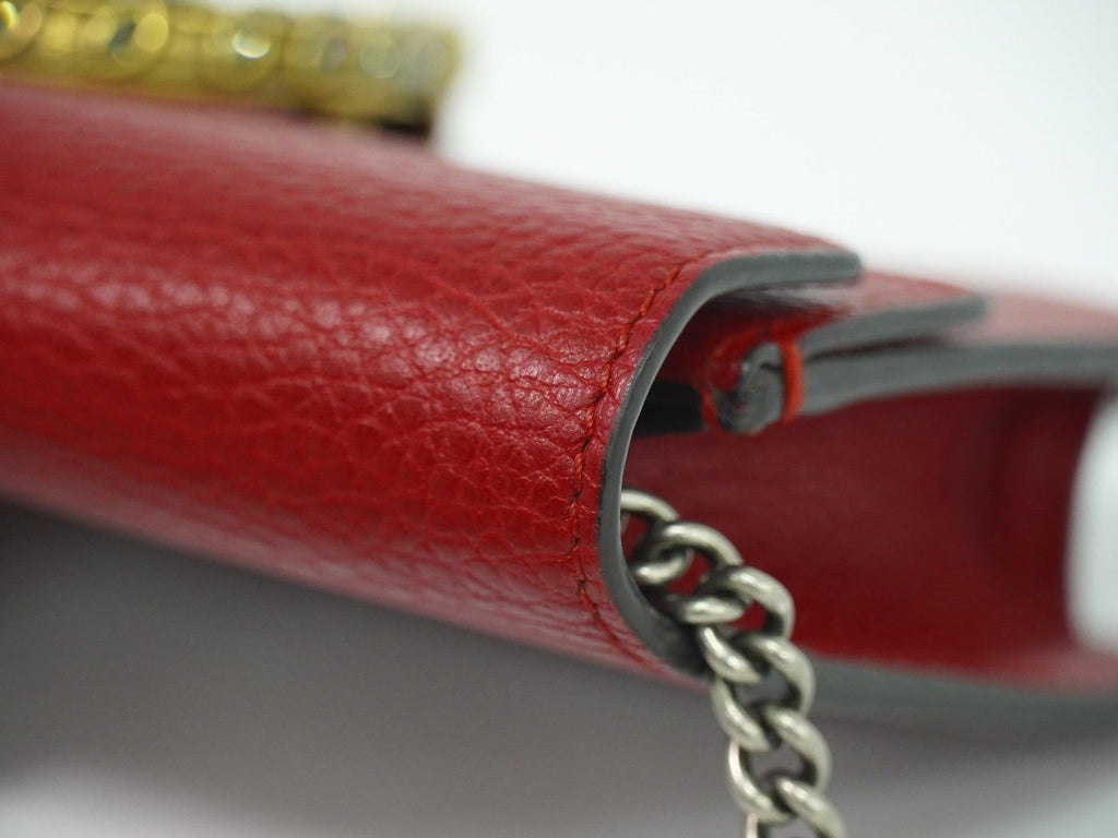 Gucci Dionysus Bag Leather Red Leather Crossbody Bag Bag (Pre-Owned)