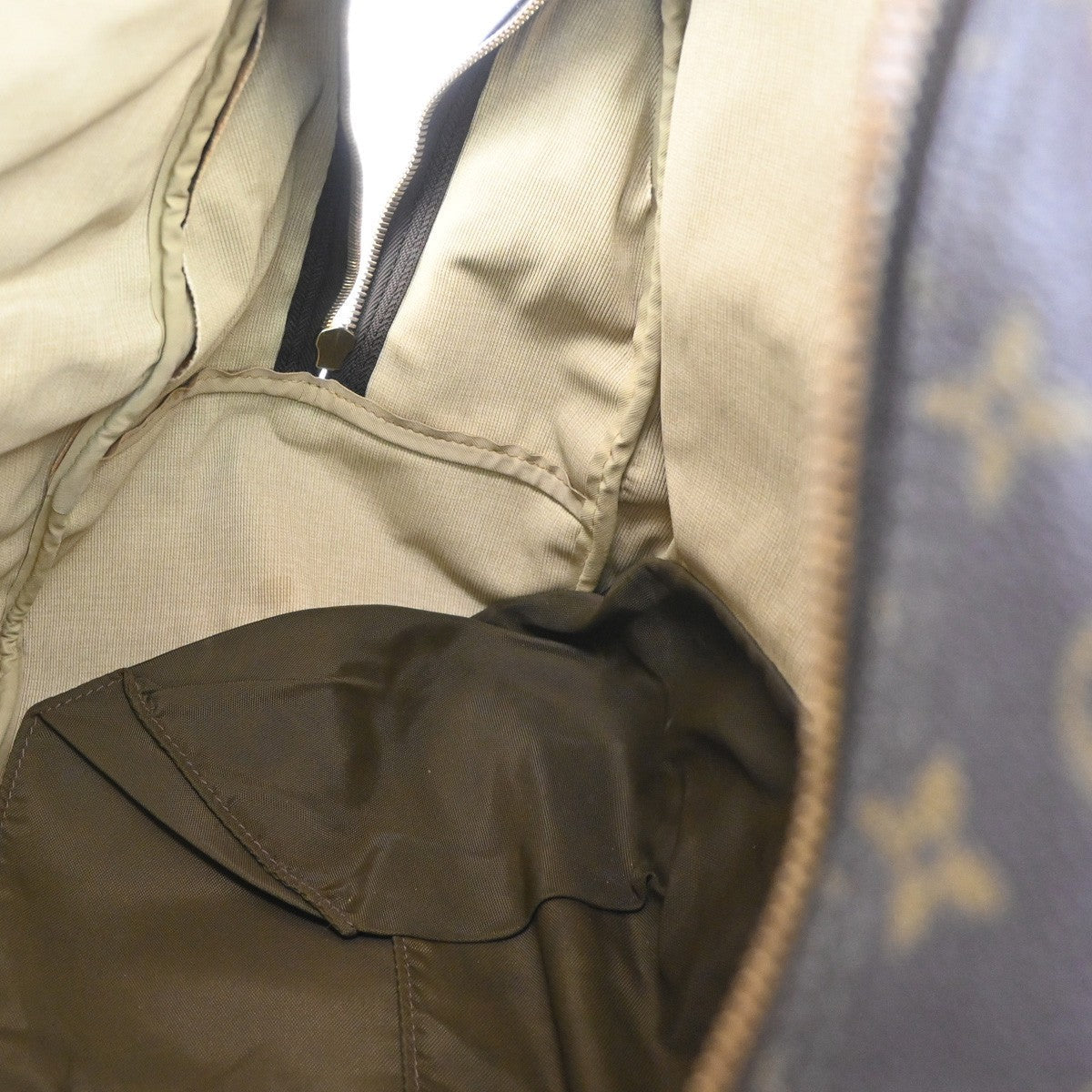 Louis Vuitton Evasion Travel Bag Monogram Canvas Brown Leather Bag (Pre-Owned)