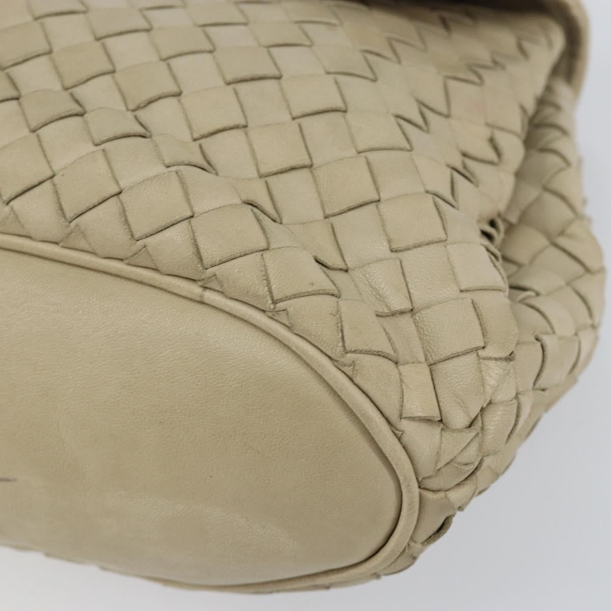 Bottega Veneta Intrecciato Handbag Leather Beige Leather Handbag (Pre-Owned)