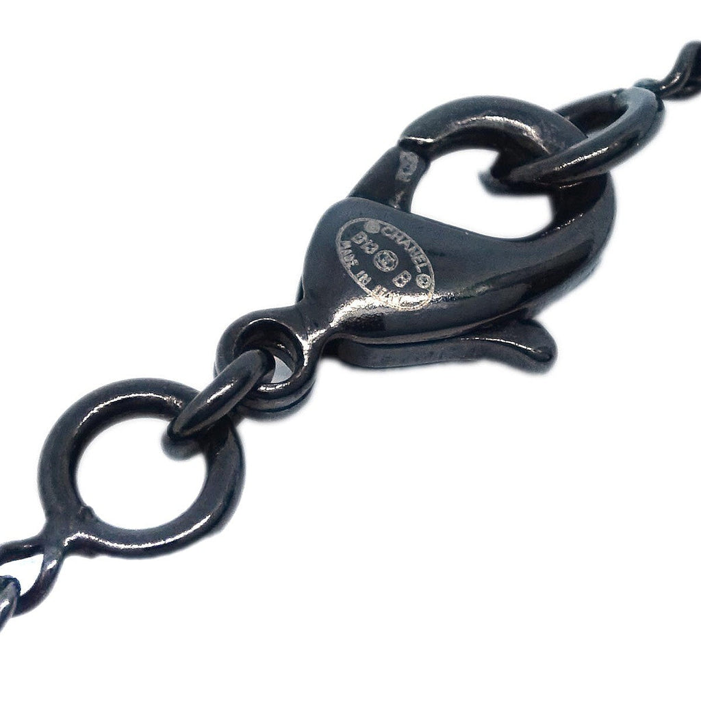 Chanel Vintage Cc Pendent Necklace Plated Metal Silver Metal Necklace Jewelry (Pre-Owned)