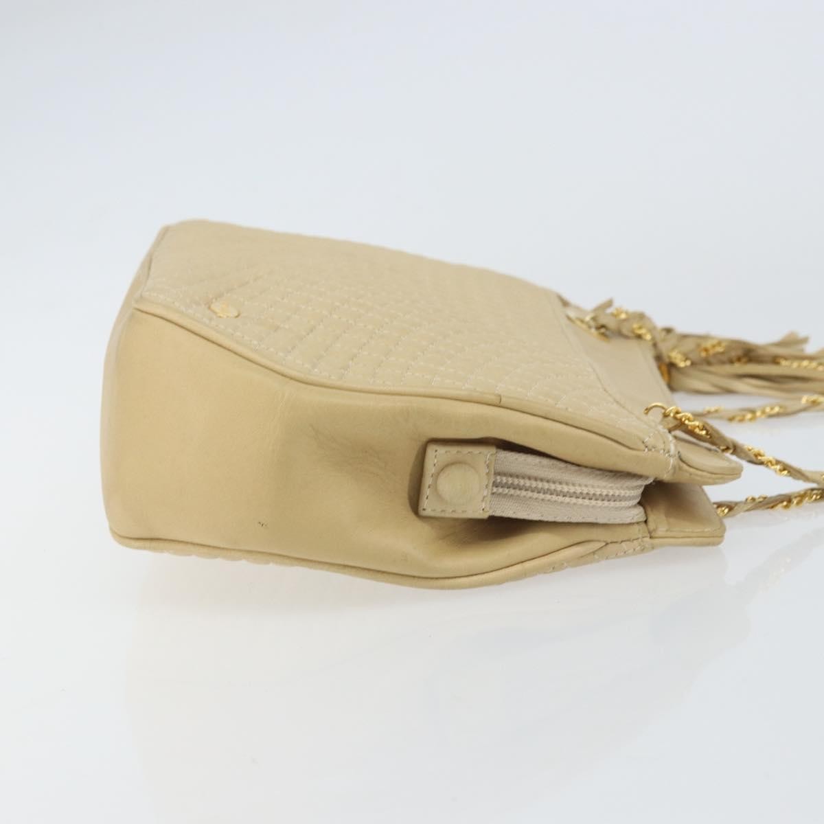 Bally Vintage Chain Shoulder Bag Quilted Leather Beige Leather Shoulder Bag Bag (Pre-Owned)