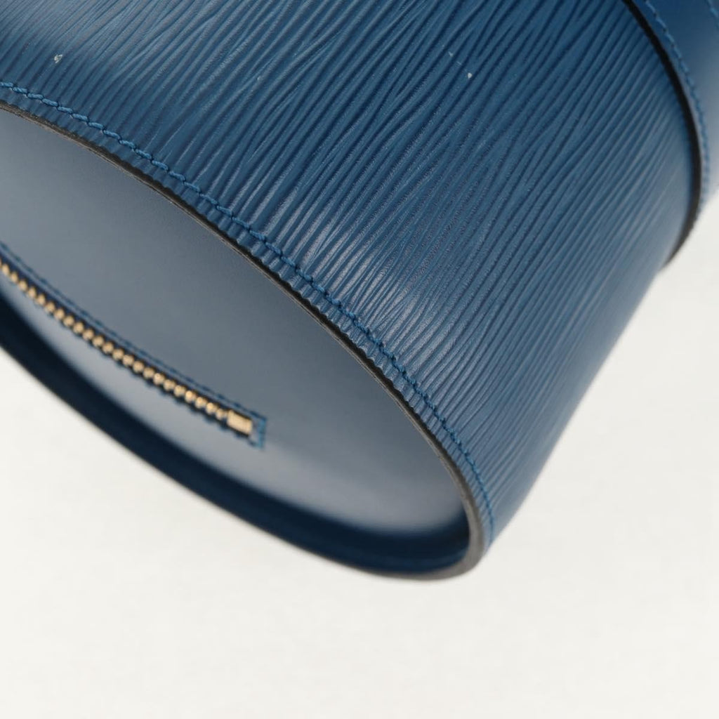 Louis Vuitton Soufflot Handbag Epi Leather Blue Leather Handbag (Pre-Owned)