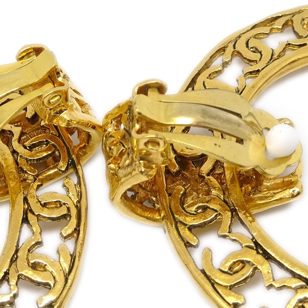 Chanel Cut-Out Cc Hoop Drop Clip-On Earrings Metal Gold Gold_Plated Earrings Jewelry (Pre-Owned)