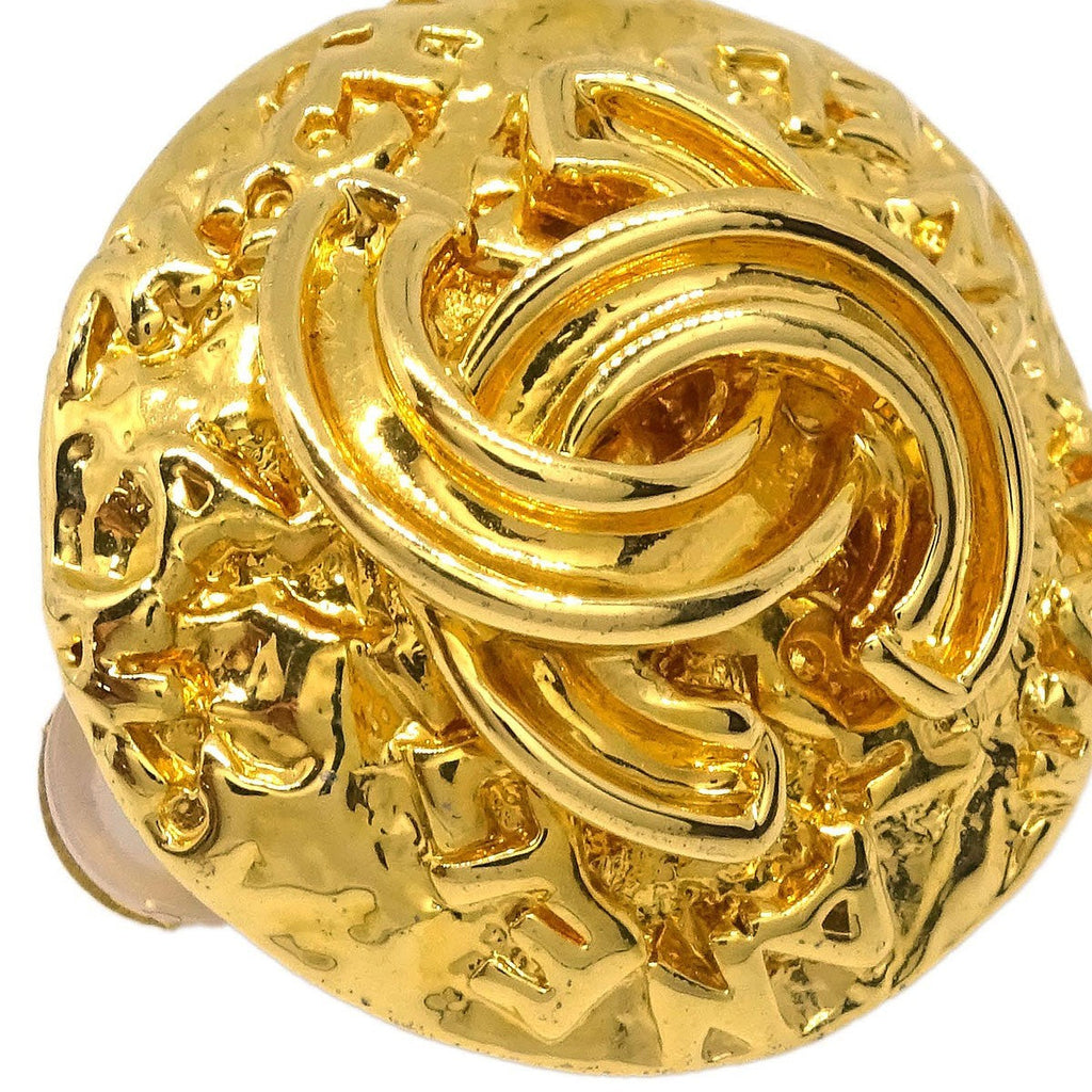 Chanel Vintage Round Cc Clip-On Earrings Metal Gold Gold_Plated Earrings Jewelry (Pre-Owned)