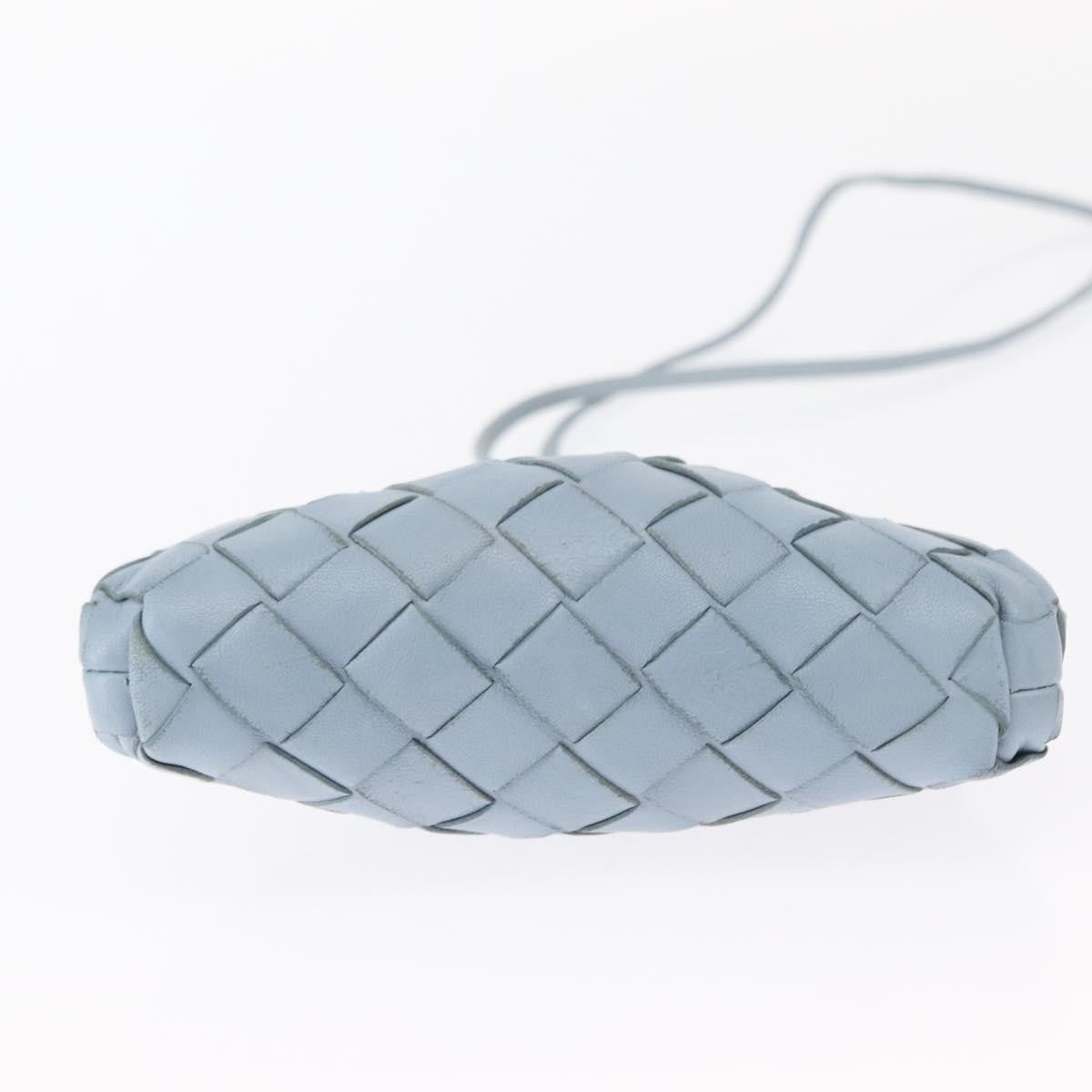 Bottega Veneta The Pouch Intrecciato Nappa Blue Leather Clutche & Pouche Bag (Pre-Owned)